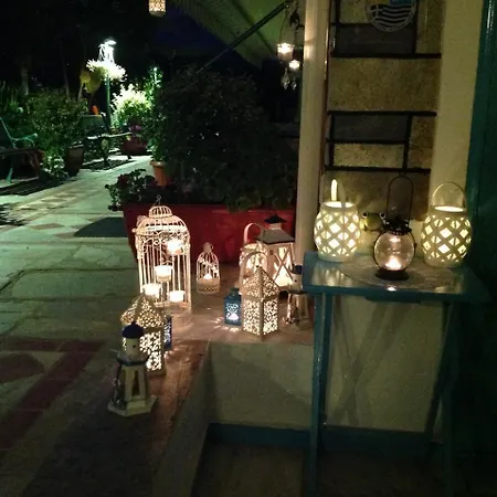 Ξενοδοχείο με διαμερίσματα Panorama *
